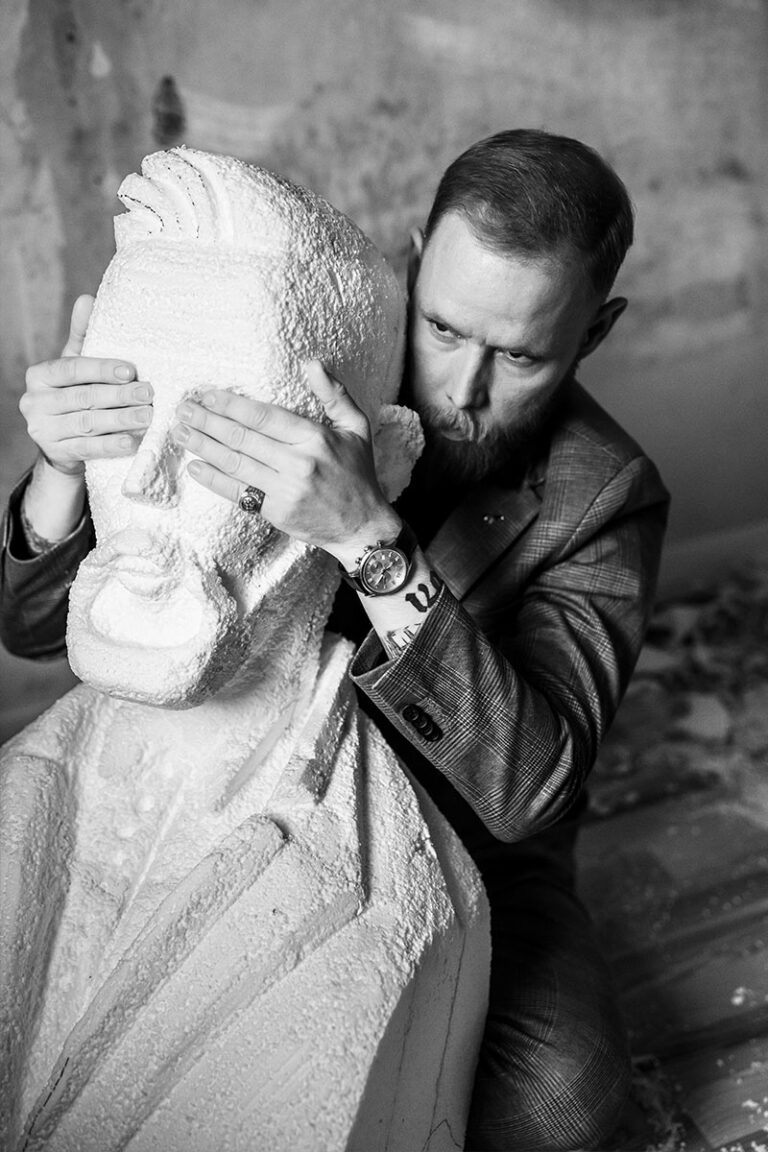 Künstlerportrait Massimo Ecosi Skulptur