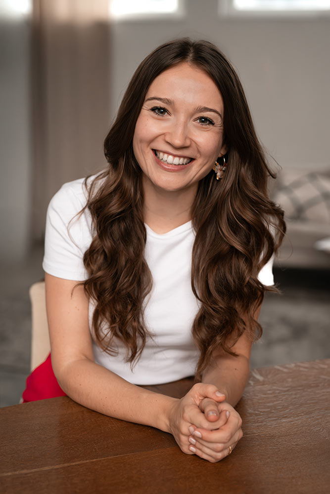 Coachin für Teamentwicklung, Teamcoaching und Business Coaching für Führungskräfte in Heilbronn und online bei movingteams mit Laura. Businessportraits und Personal Branding Fotos