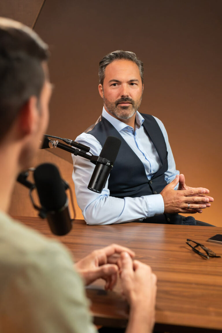 real estate lounge podcast münchen social media content shooting