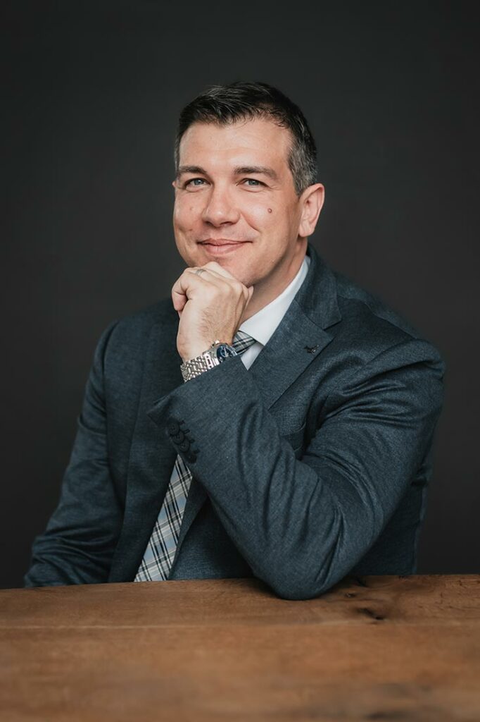 Businessportrait einer Führungskraft in Ulm – professioneller Headshot